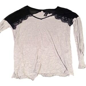 White House Black Market Grey with Black‎ lace Cotton Shirt. Size Xs